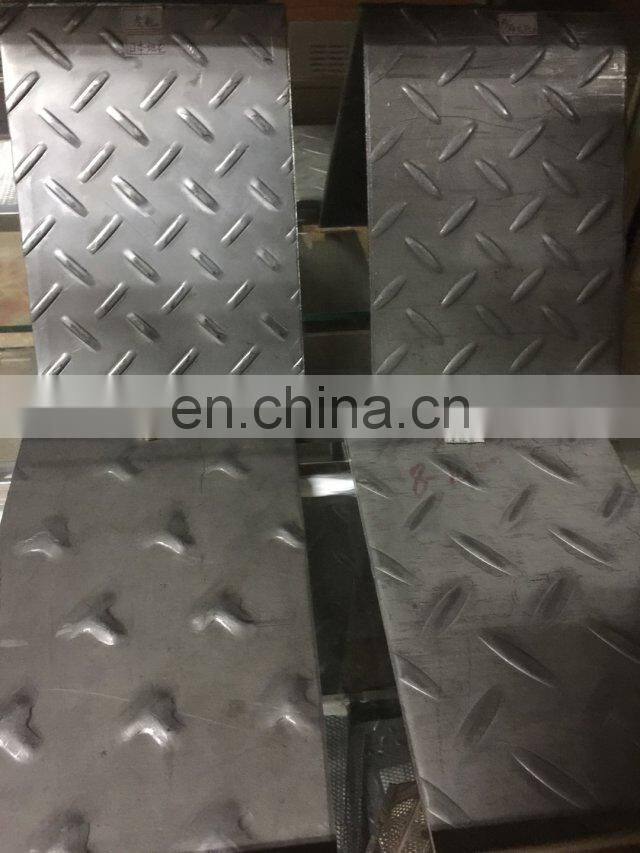 301	SUS	301	S 301 00	1.4310	X10CrNi18-8 Stainless Steel Checkered sheet