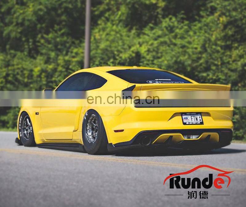 Runde Auto Accessories Body Parts Carbon Fiber CERVINI'S Style Rear Spoiler Suitable For 2015-2020 Ford Mustang rear spoiler