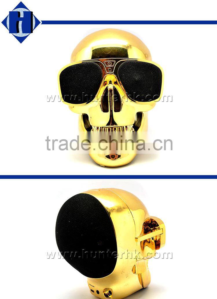 Christmas Season Skull Head Shape Bluetooth Speaker