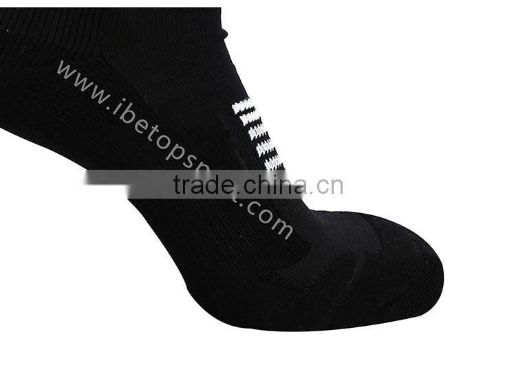 wholesale Custom 100% cotton dry fit running sport socks