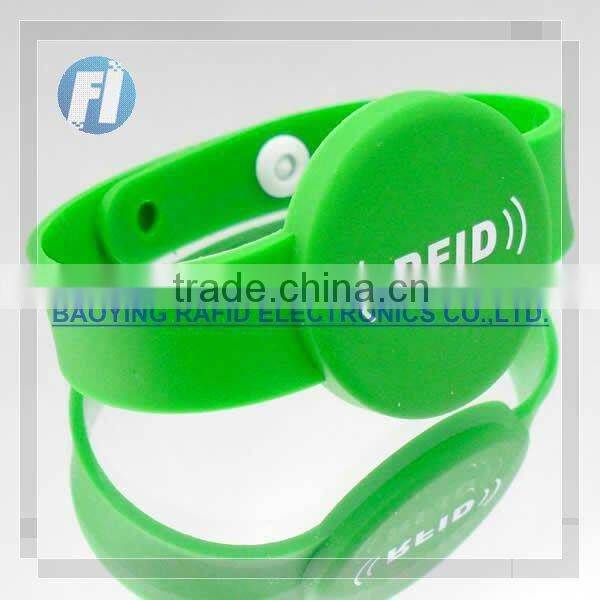 NFC bluetooth electronic tag metal crafts