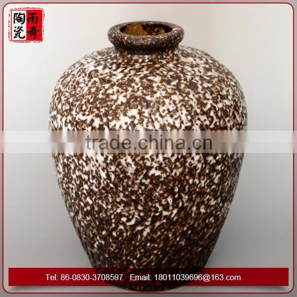 marble color ceramic jug for garlic and honey storage