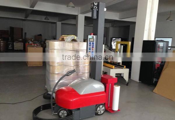 Robotic pallet wrapping machine