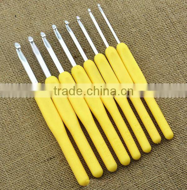 2015 New plastic handle crochet hook set, knitting needle crochet hook