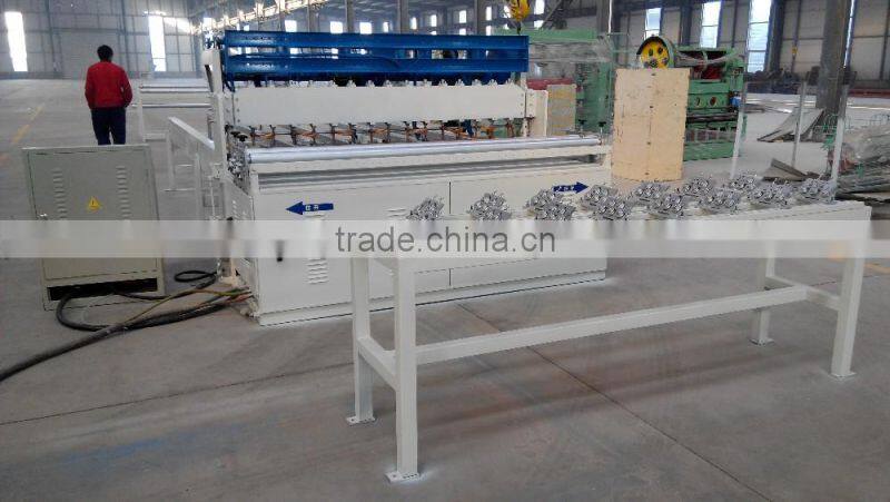 Professional manufacturing breeding mesh welding machine