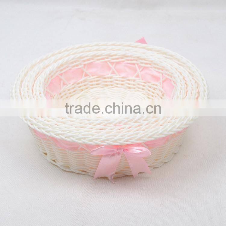 Small plastic wicker woven wedding gift baskets wholesale with ribbon