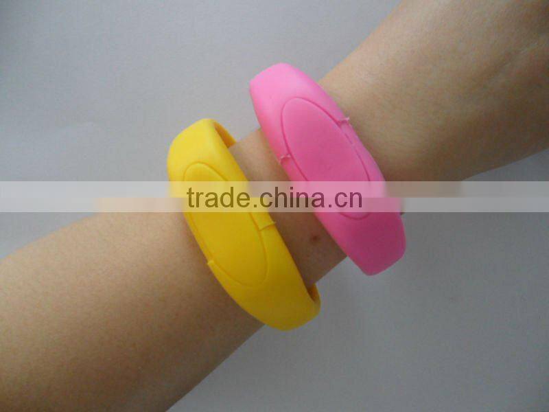 Hot selling ODM Colorful USB Silicone Bracelet