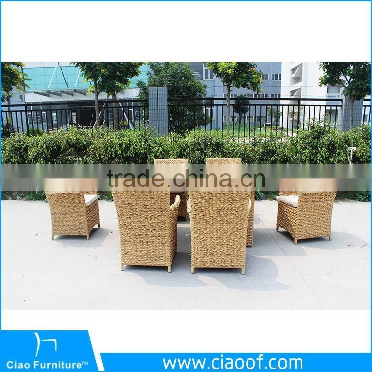 Twisted cane furniture restaurant table and chairs dining set