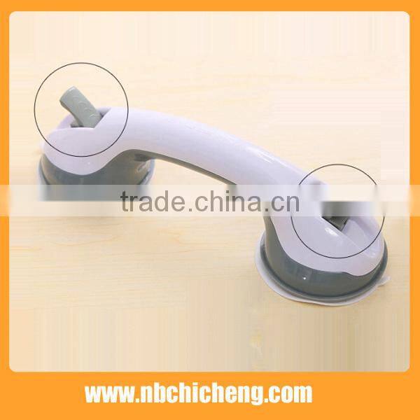 Plastic Helping handle bath with suction cups