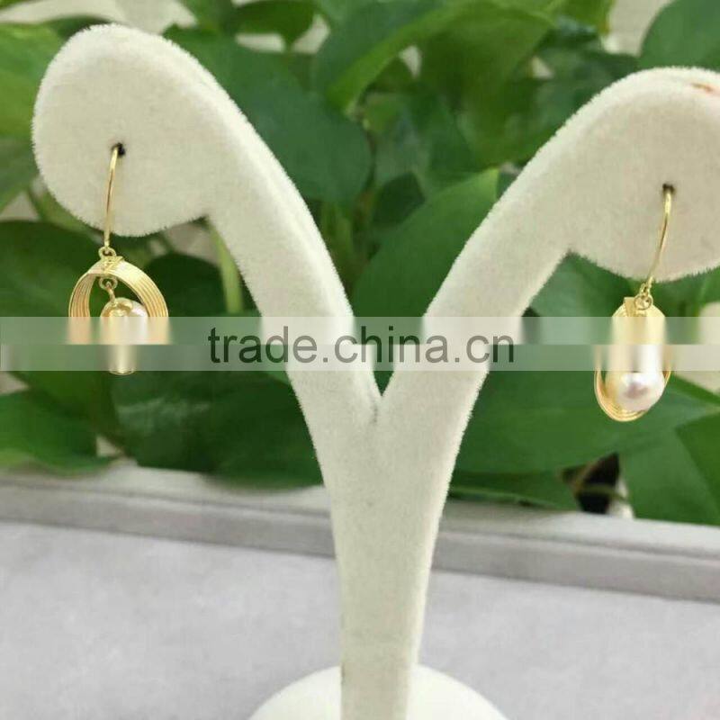 5-5.5mm white Akoya pearl earring designs