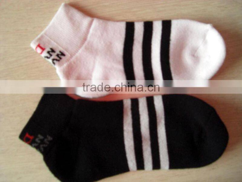 Lovely cute cheap children socks