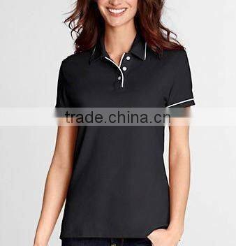 Women's top with show buttons