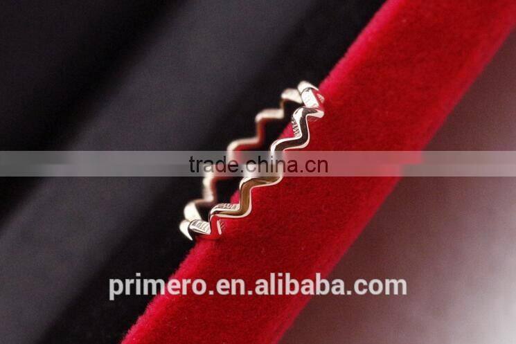 Latest Designs Women's Wave Finger Rings for Girls 18K Rose Gold Plated Stainless Steel Jewellery/Jewelry