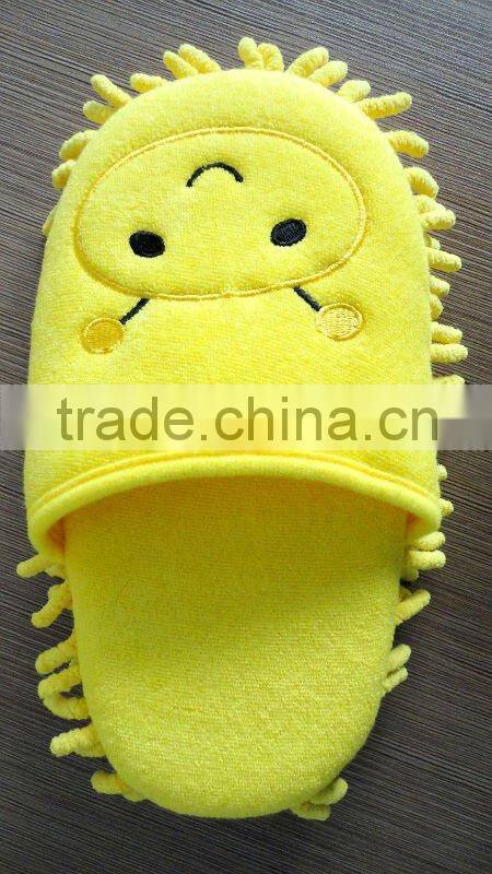 Indoor cleaning slipper