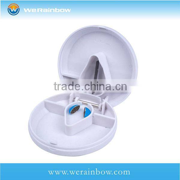 wholesale round shaped pharmacy plastic pill box with cutter
