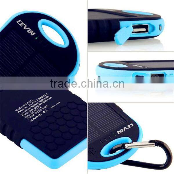 Solar power bank 8000mah polymer battery cell phone charger solar power bank with LED light