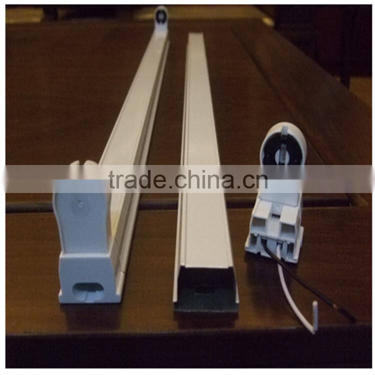 LED batten light fixture