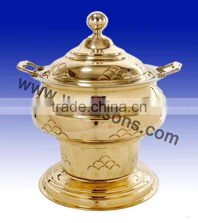 brass plated chafing dish | fancy chafing dish for sale | modern chafing dish for decor | best finish chafing dish