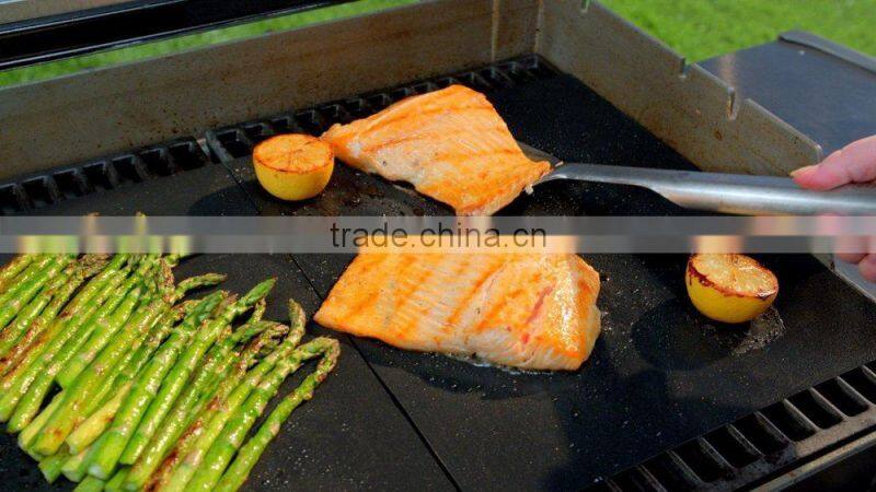 2016 The Re-Usable, Non-Stick, Easy Clean Grill Mat to Make Grilling Better Than Ever