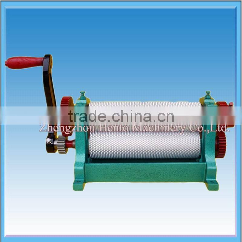 Reasonable Price Beeswax Comb Foundation Machine