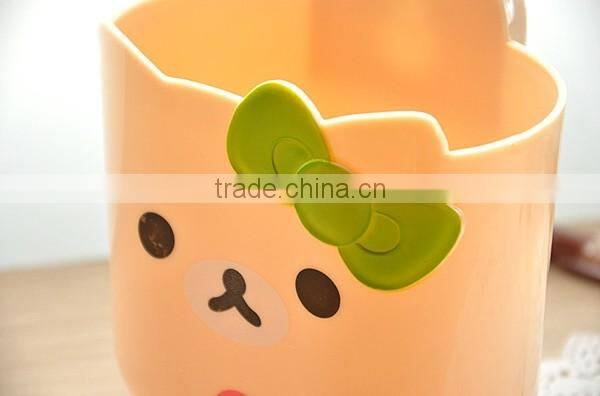 3021 cartoon function plastic pen holder wholesale with suction cups