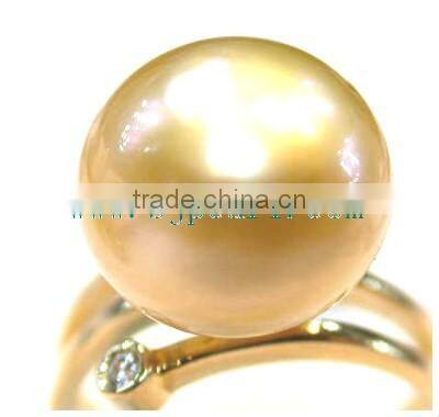 gold ring with south sea pearl