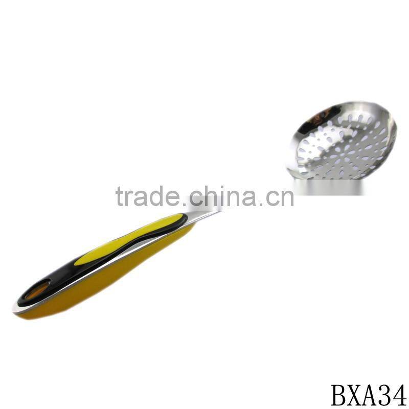 2016 New design factory price stainless steel strainer ladle