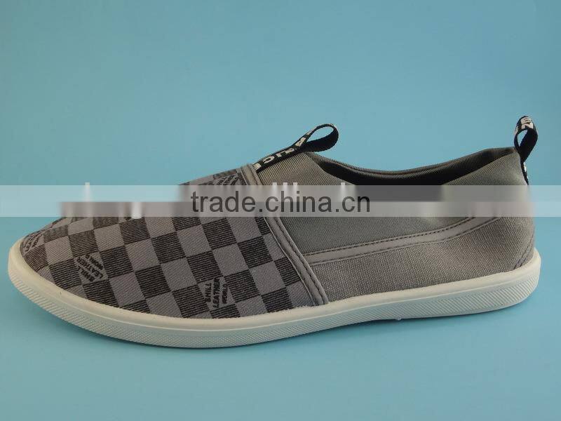 Latest men high quality simple canvas injection shoes