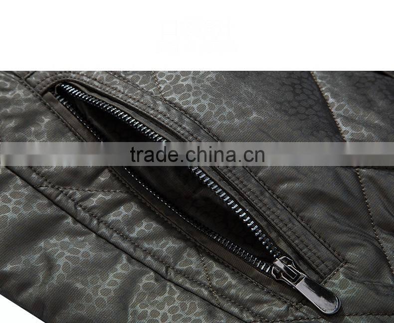Top Quality Real Fur Collar Embossed Fabric Heavy Padding Casual Jacket For Man