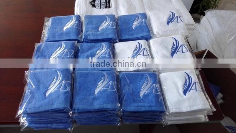Lowest price small MOQ 100%cotton custom logo embroidered/printed gym sports fitness towel