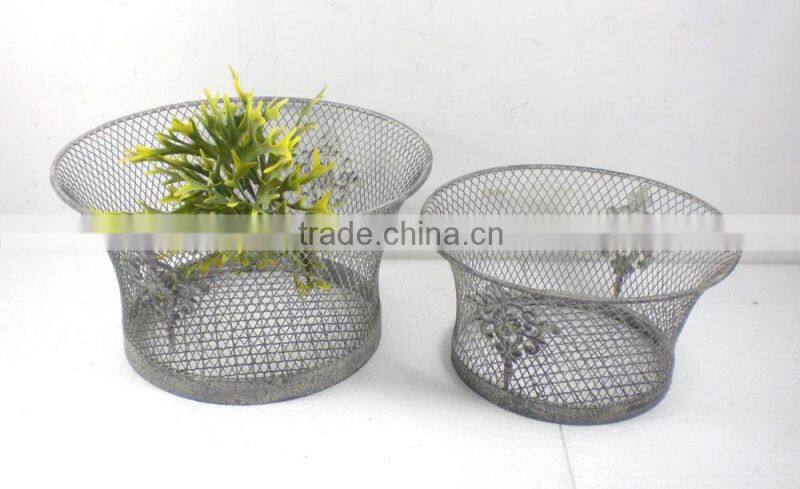 S/2 Metal Basket