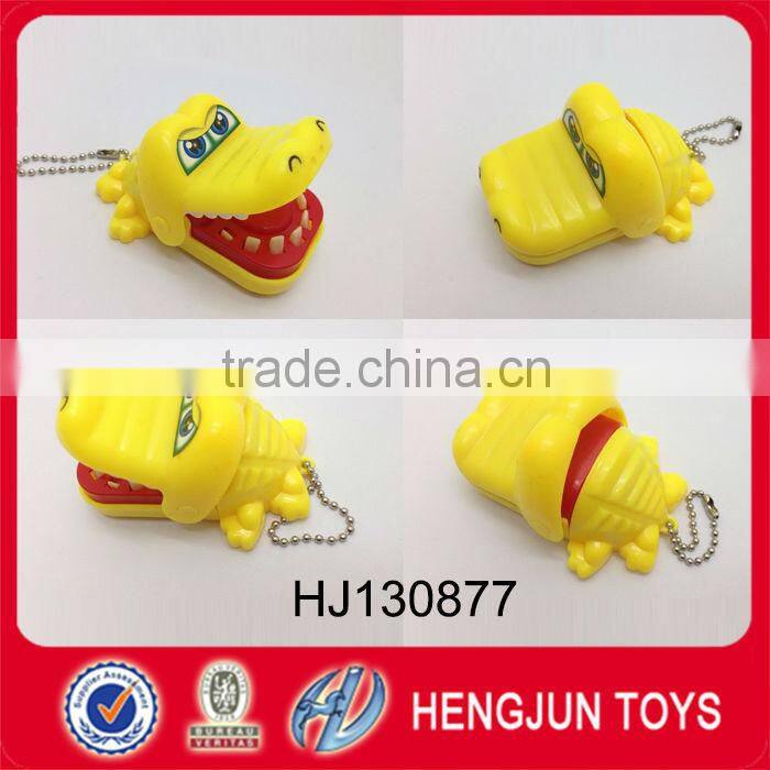 EN71/6P/ASTM funny toy plastic keyring toy animal dinosaur bite