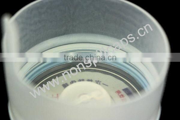 Bottle cap with soft liner