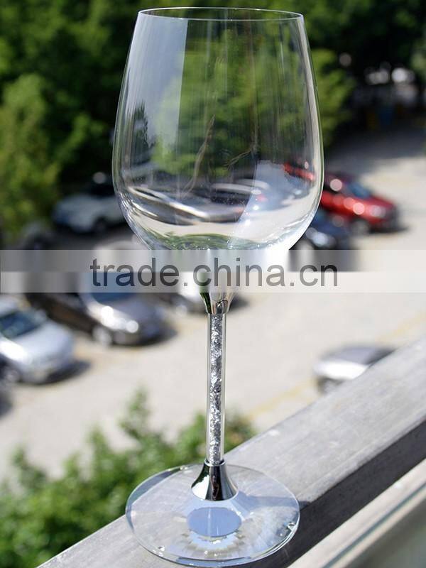 Glassware Manufacturer Handmade cheap wine glass goblet with multi-turn drill wendding shopping