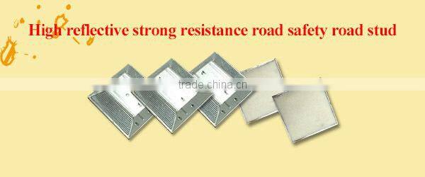 2016 New product Sand Filled PMMA Road Stud