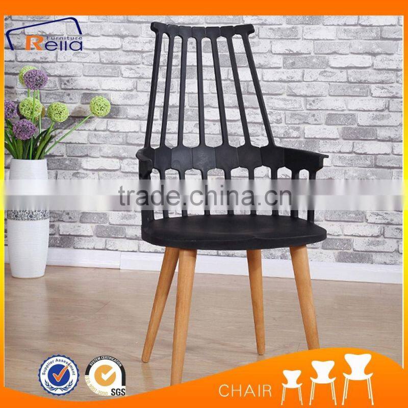 New Design Dining Room Plastic Chair With Wood Legs