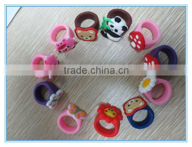 2014 Beautiful and lovely soft pvc fashion toy rings