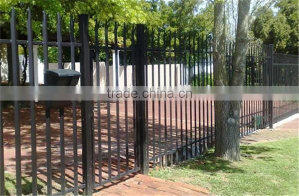 China Anping electro galvanized palisade fence