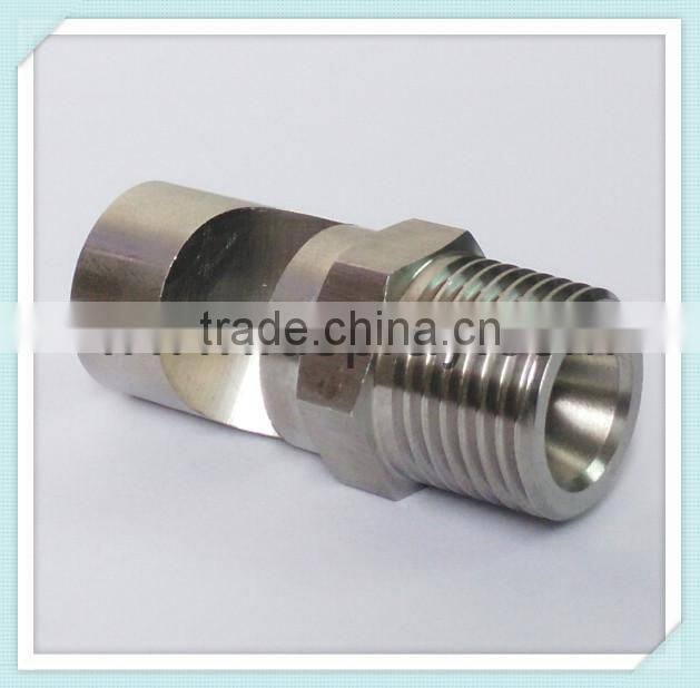 High impact cleaning spray nozzle