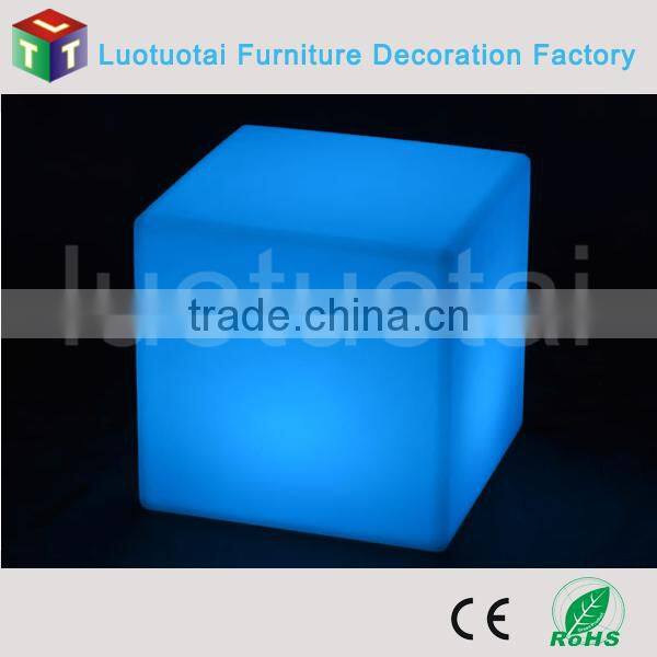 Battery powered led magic cube with wifi remote control