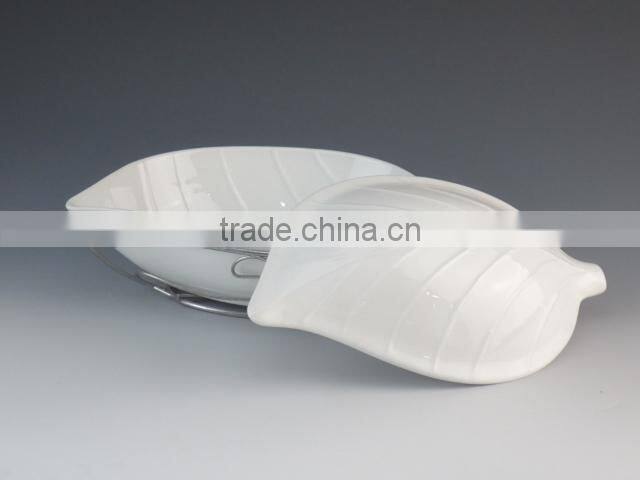 leaf shape white porcelain casserole with iron rack