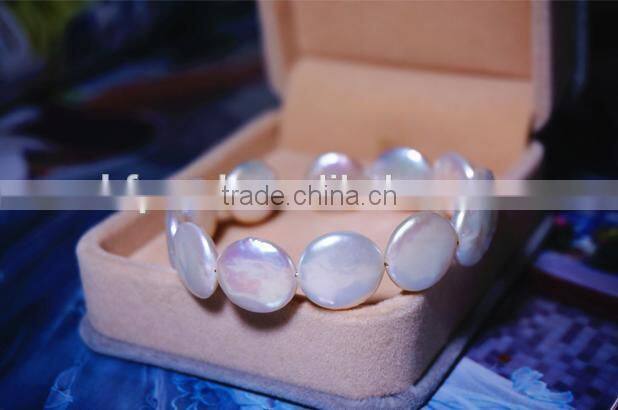 13-14mm white coin shape freshwater pearl bracelet
