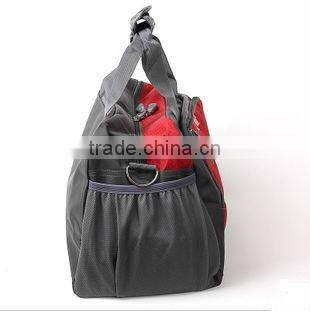 The simple duffel travel bag for Business travel with polyester