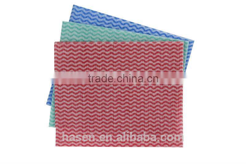 Dry cleaning wipes made of nonwoven fabric