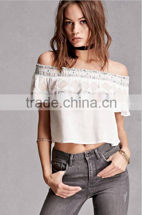 Woman fashion off the shoulder embroidery short sleeve blouse