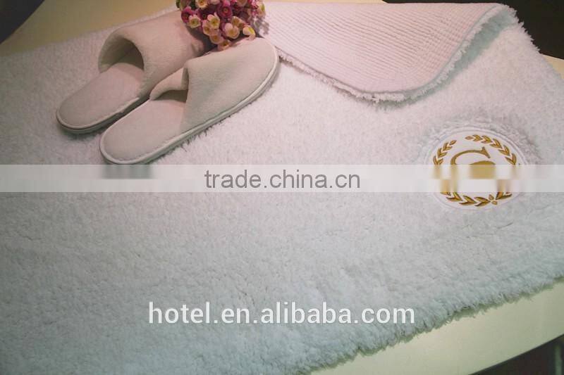 hotel embroidery logo bath rug,custom size bath rugs,decorative bath rugs