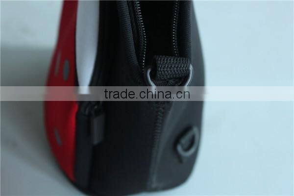 Neoprene animal kids lunch bag with shoulder girdle