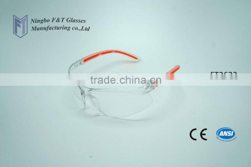 Polycarbonate plastic safety glasses