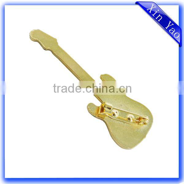 Factory free sample promotion gold guitar musical metal lapel pin