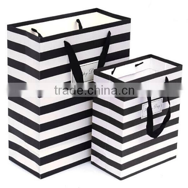 Various Color And Type of Stripe Paper Bag Paper Gift Bag